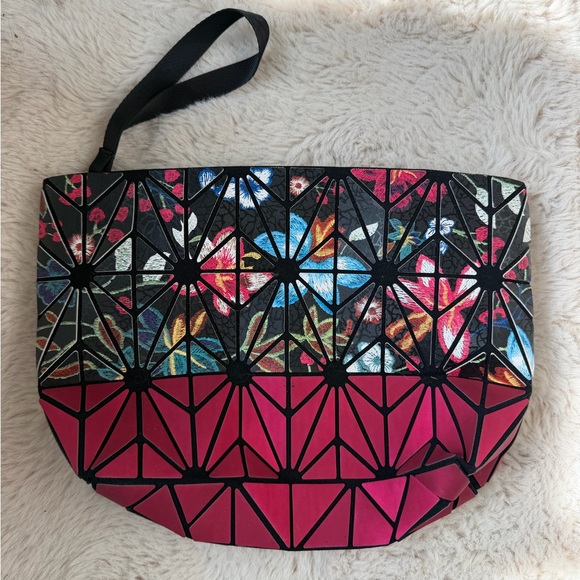 Emilio Pepe Handbags - Emilio Pepe Italy Geometric Pink & Black Floral Clutch Purse/Bag